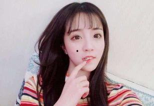 抖音小李老师卖吃瓜视频,小李老师带你品尝夏日吃瓜盛宴