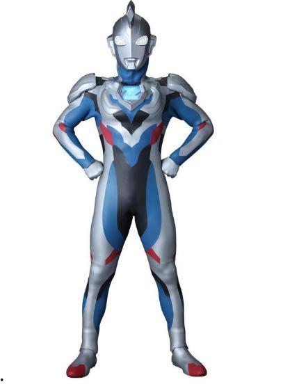 奥特曼摘哈密瓜吃的视频,摘哈密瓜大快朵颐