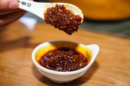 贵州吃瓜打蘸水爆火视频,揭秘地方特色美食文化