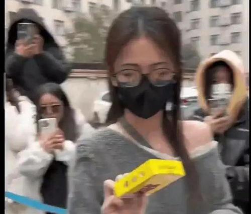 街上八卦吃瓜视频在线观看,揭秘热门八卦吃瓜视频，一键在线观看