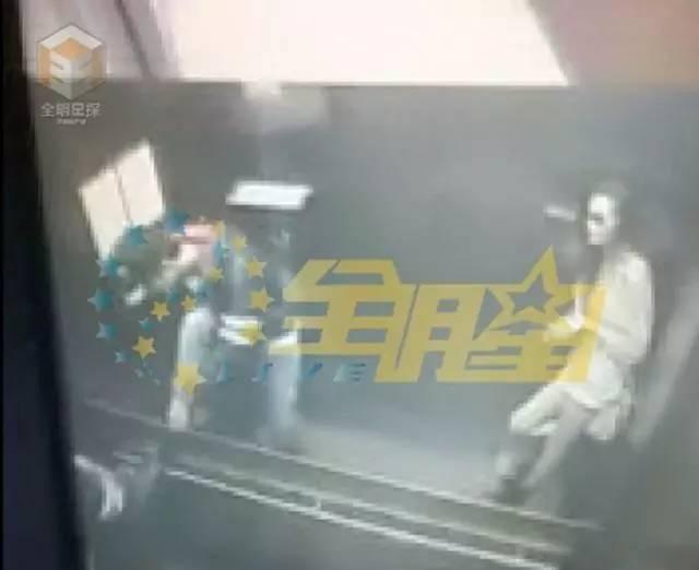 电梯吃瓜是假视频吗,是真是假，一探究竟