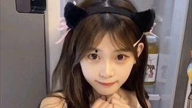 最近藏族吃瓜视频,揭秘高原美食文化新风尚  第1张