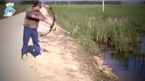 钓鱼吃瓜路人视频  第1张