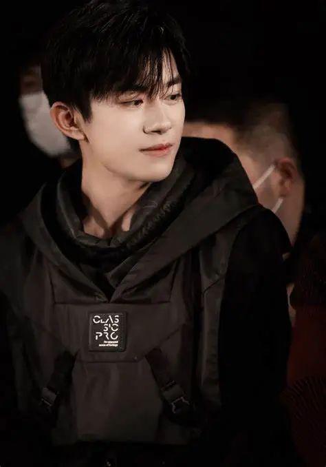 吃瓜爆料张译视频大全集,揭秘娱乐圈幕后故事