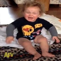 吃瓜把小孩吓哭视频大全  第1张