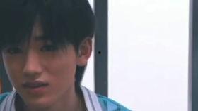 小陈吃瓜吐籽视频播放下载,瓜籽飞舞，播放下载热潮来袭